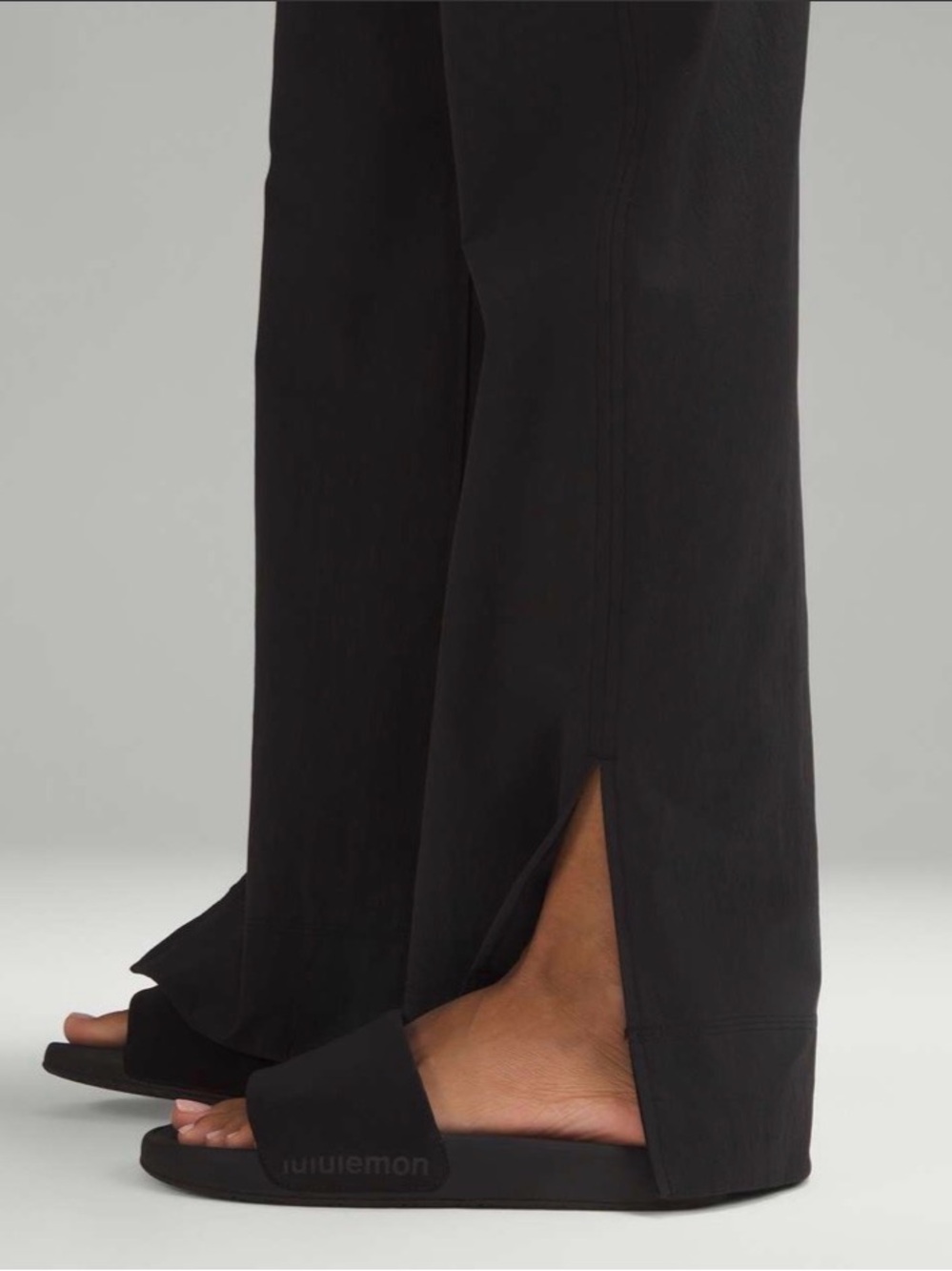 Lululemon Stretch Woven Wide-Leg High-Rise Pant
Black - Picture 4 of 9